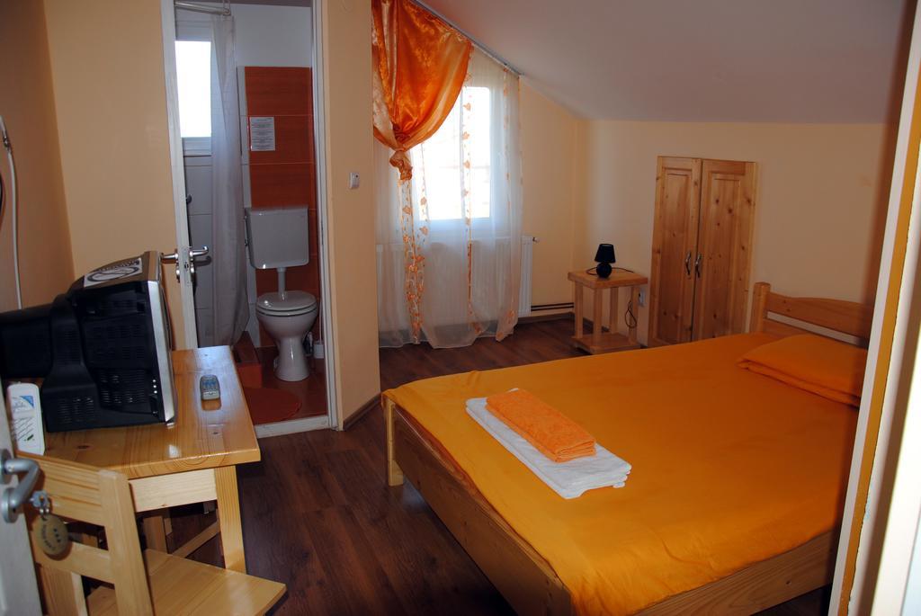 Casa Sidor Hotel Baile Felix Exterior photo